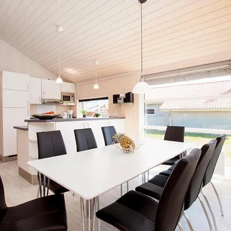 2 House B 37 *