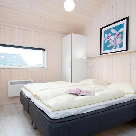 2 House B 37 * Großenbrode