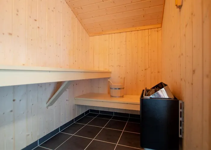 2 House B 37 別荘 *